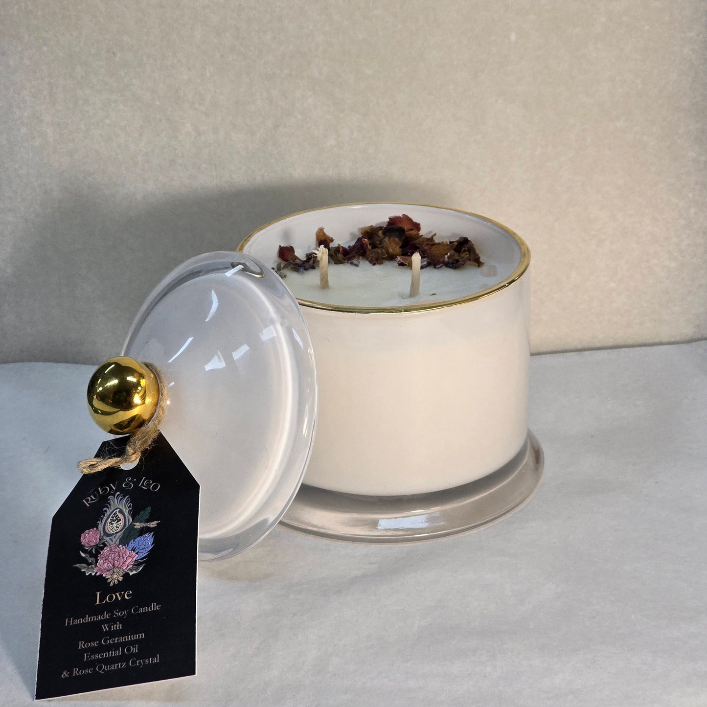 Victoria Candle LOVE