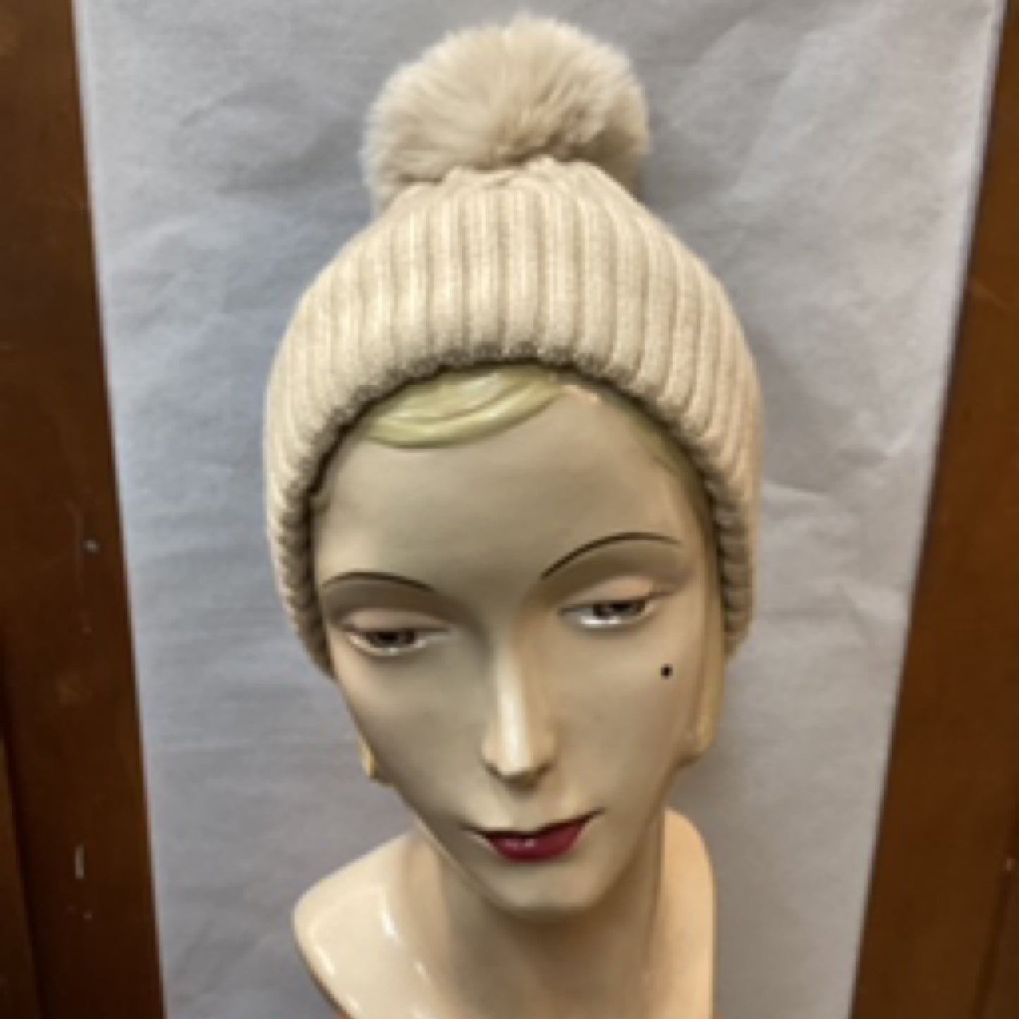 Pompom Knitted Beanie - Cream