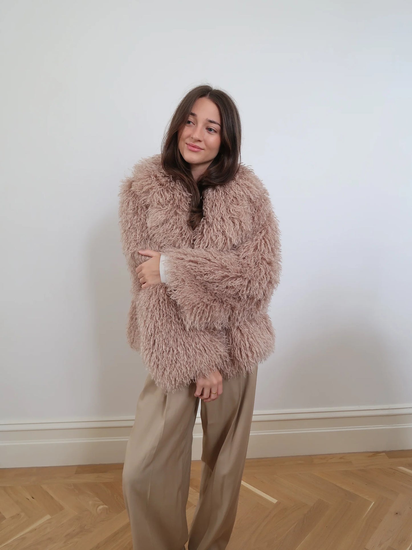 Short Fake Fur Coat Cream
