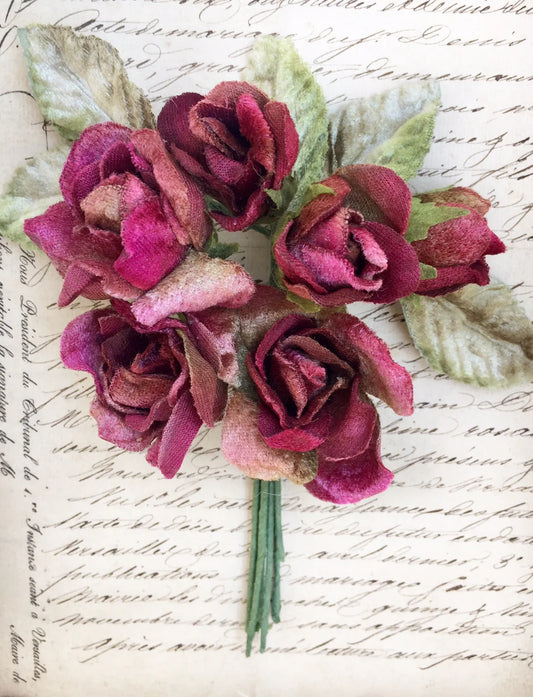 Rosebud Posy Small Flowers