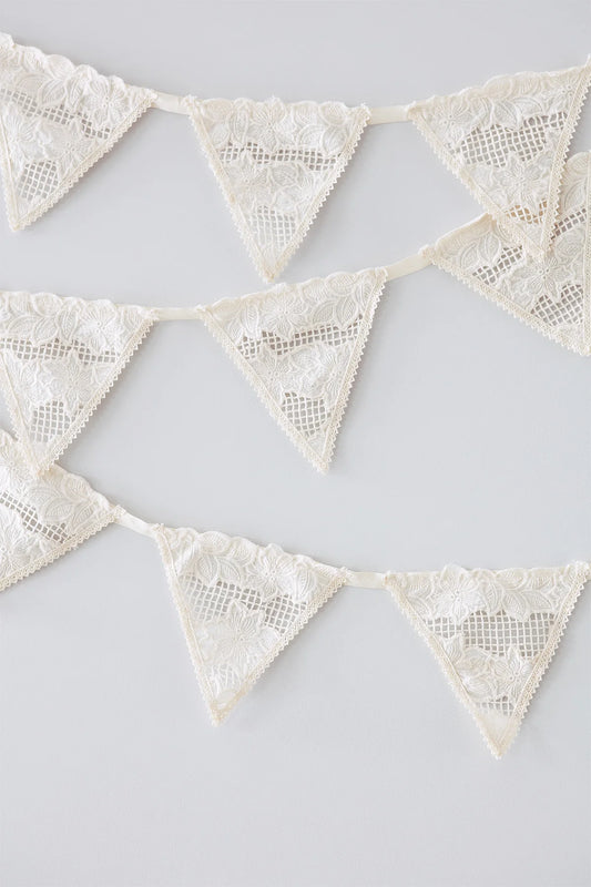 Vintage Lace Bunting