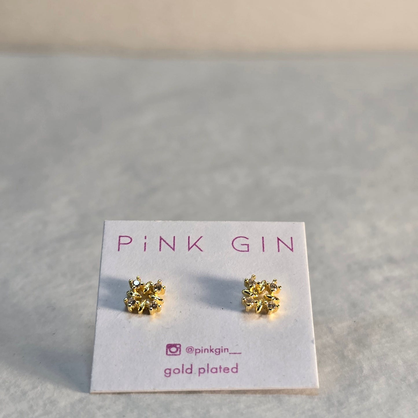 PG Tiny Golden Studs