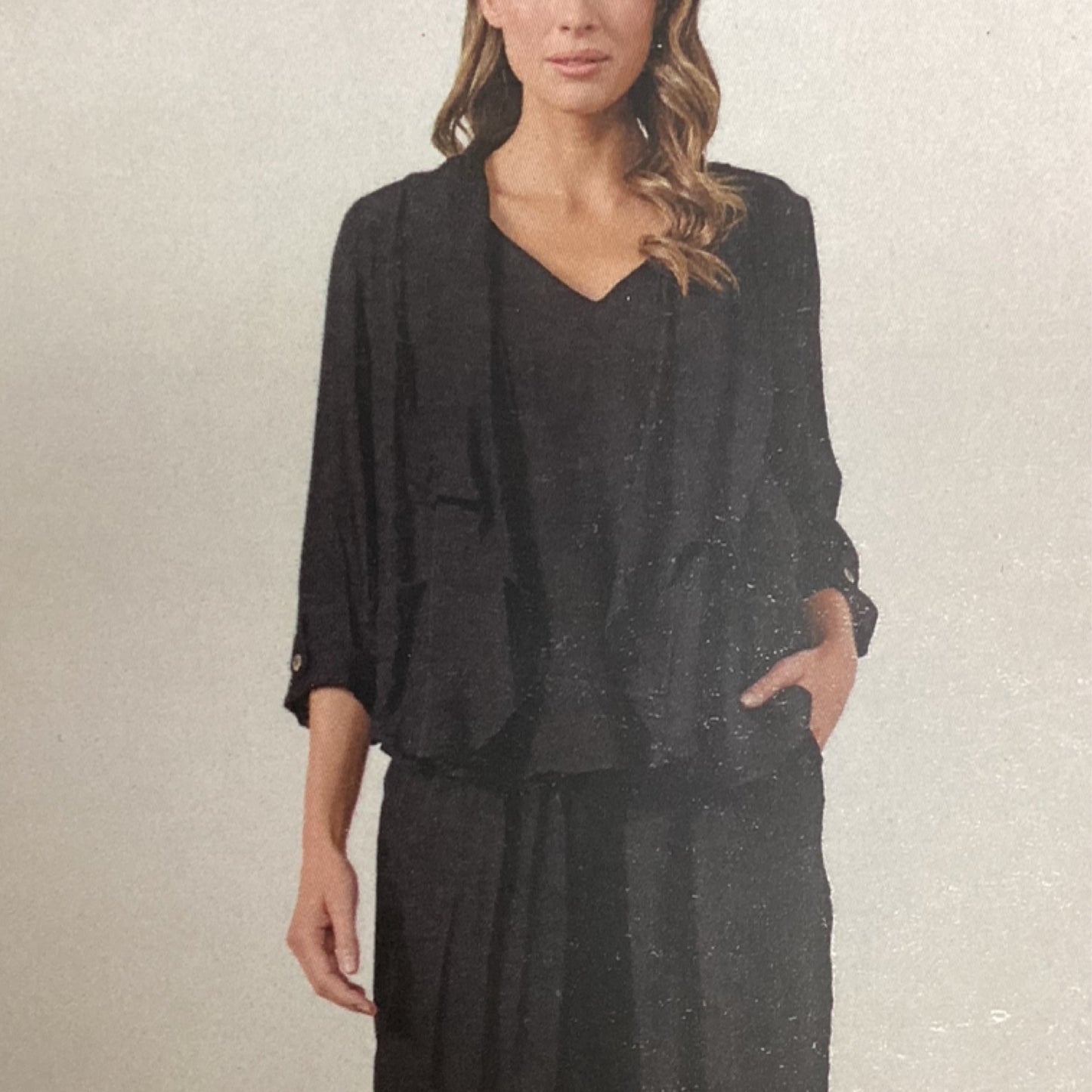 Jacket-Back Feature Black