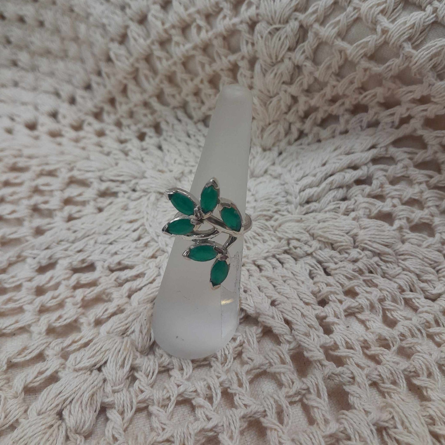 Green agate silver leaf ring