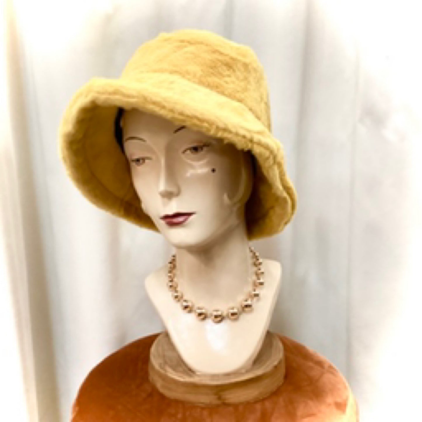 Fluffy Bucket Hat - Mustard