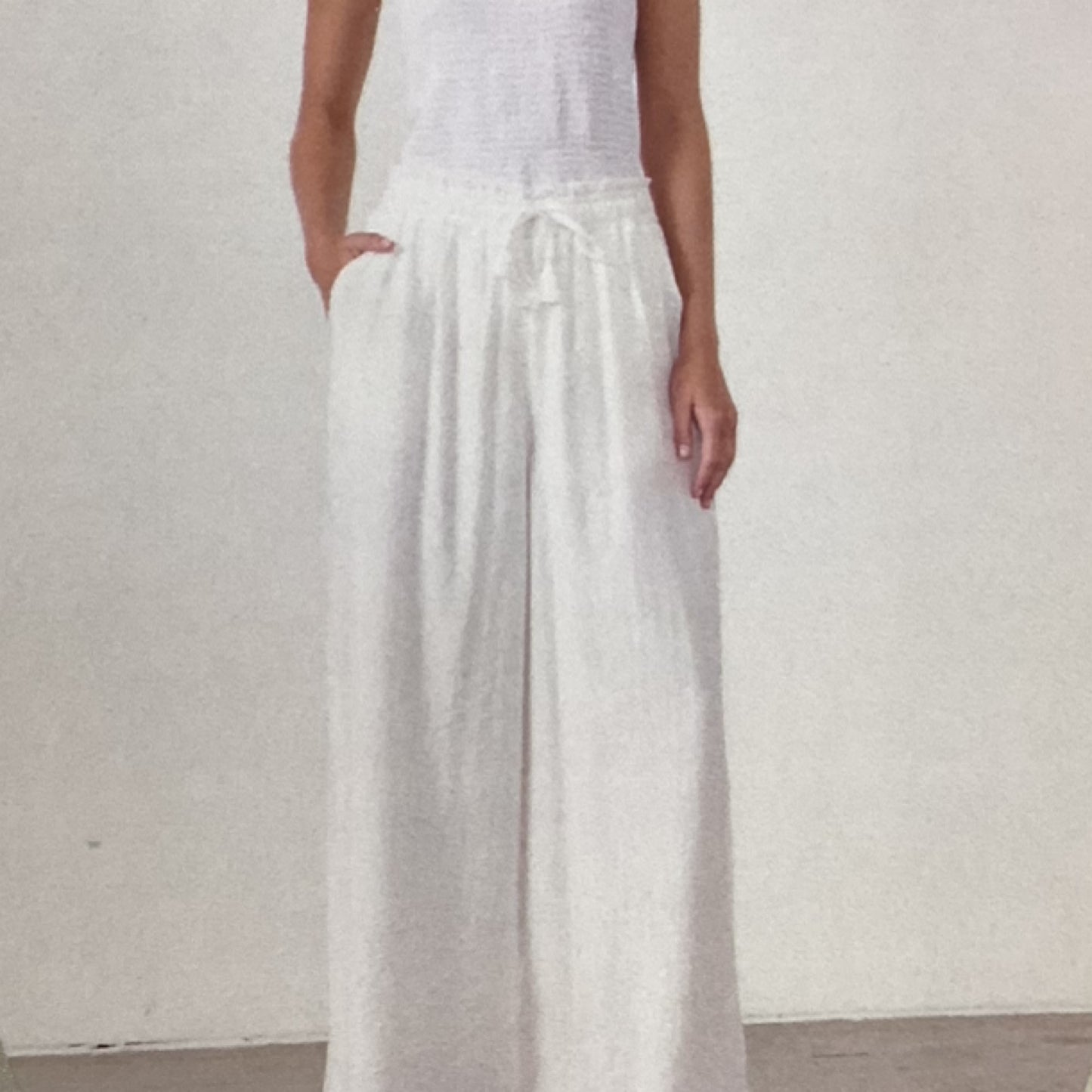 Pant - Wide leg with elastic waist White